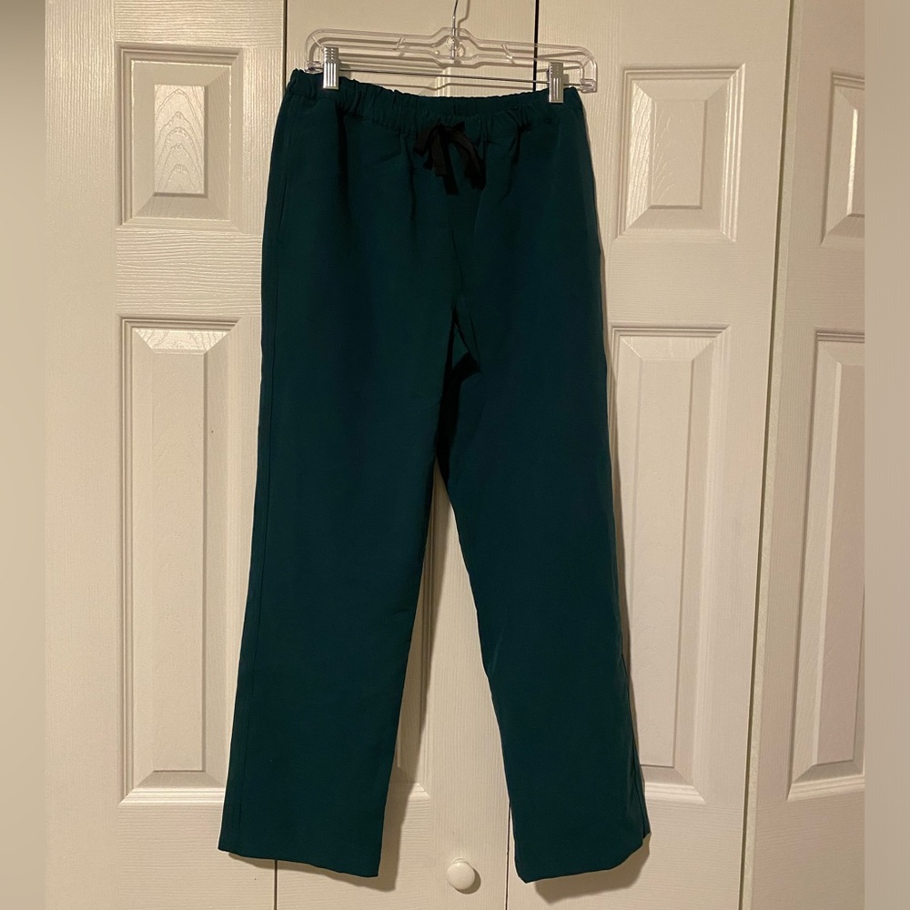 FIGS mens XS scrub pants NWT
